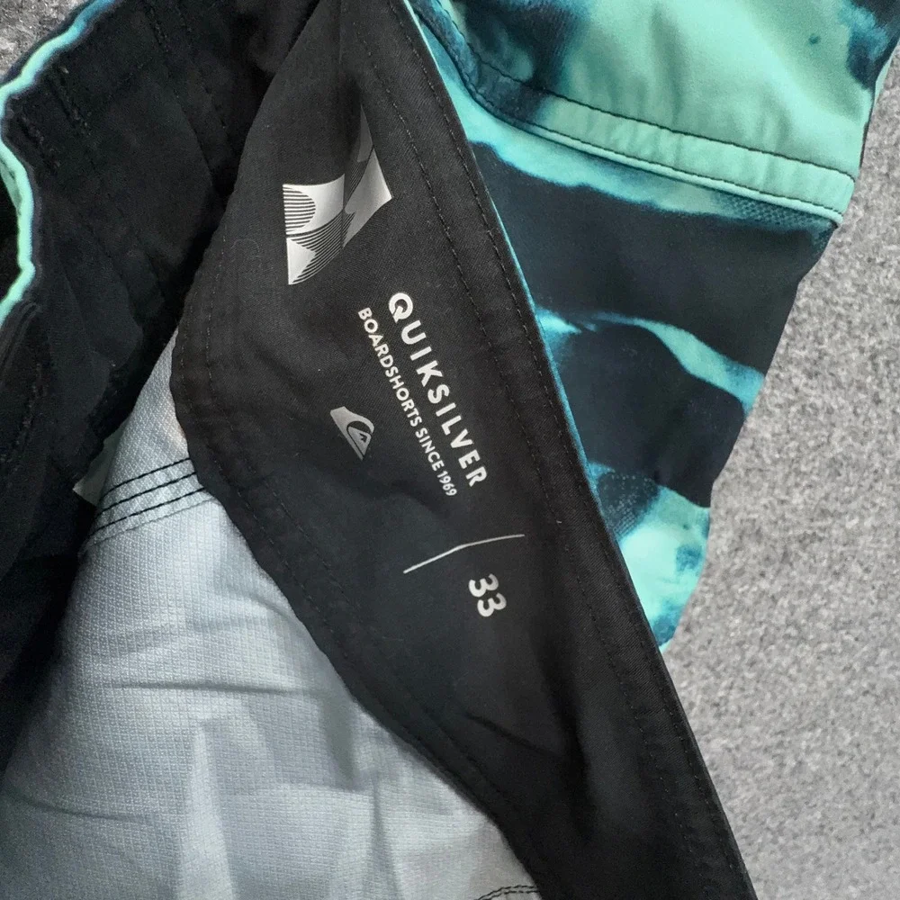 Quiksilver Boardshorts Mens 33 Multicolor Ombre Highline Surf Swim Trunks